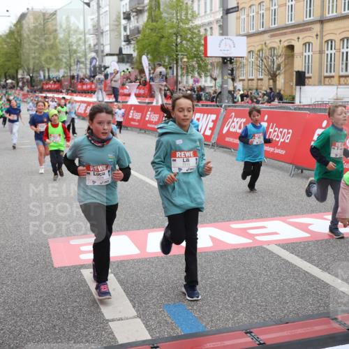 25.04.2026 - Das Zehntel Strokosch-Dieckow http://msf.ph/oto/9632067 25.04.2026 11:01:58 Ziel 5211, 5596, 5597, 5672, 5714, 6238, 6240, 6243, 6251, 6529, 6537, 6571, 6680, 6698, 6881, 7009, 7071, 7323, 7495, 7510, 7528, 7676, 7686, 7804, 7845 meine-sportfotos.de