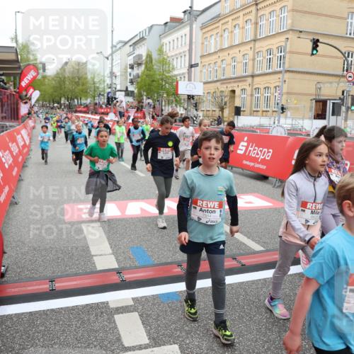 25.04.2026 - Das Zehntel Strokosch-Dieckow http://msf.ph/oto/9632093 25.04.2026 11:01:52 Ziel 5524, 5597, 5655, 5727, 6238, 6240, 6251, 6521, 6680, 6698, 6768, 6772, 6823, 6857, 7009, 7010, 7525, 7541, 7554, 7686, 7845, 7937 meine-sportfotos.de
