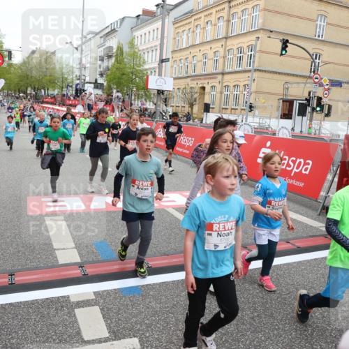25.04.2026 - Das Zehntel Strokosch-Dieckow http://msf.ph/oto/9632097 25.04.2026 11:01:52 Ziel 5524, 5597, 5655, 5727, 6238, 6240, 6251, 6521, 6680, 6698, 6768, 6772, 6823, 6857, 7009, 7010, 7525, 7541, 7554, 7686, 7845, 7937 meine-sportfotos.de