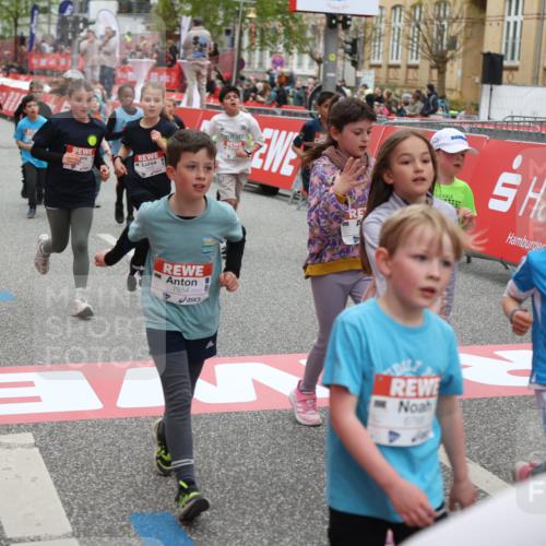 25.04.2026 - Das Zehntel Strokosch-Dieckow http://msf.ph/oto/9632099 25.04.2026 11:01:51 Ziel 5524, 5655, 5727, 6238, 6521, 6680, 6698, 6768, 6772, 6823, 6857, 7009, 7010, 7221, 7525, 7541, 7554, 7845, 7937 meine-sportfotos.de