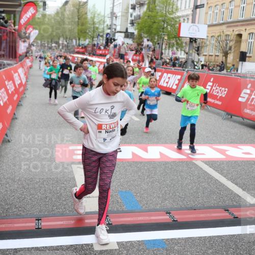 25.04.2026 - Das Zehntel Strokosch-Dieckow http://msf.ph/oto/9632108 25.04.2026 11:01:50 Ziel 5524, 5655, 5727, 6238, 6521, 6680, 6768, 6772, 6823, 6857, 7009, 7010, 7221, 7525, 7541, 7554, 7845, 7937 meine-sportfotos.de