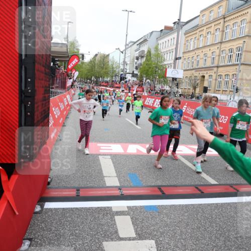 25.04.2026 - Das Zehntel Strokosch-Dieckow http://msf.ph/oto/9632123 25.04.2026 11:01:48 Ziel 5524, 5655, 5727, 5994, 6245, 6521, 6857, 6968, 6969, 6991, 7003, 7010, 7221, 7422, 7478, 7525, 7541, 7937 meine-sportfotos.de