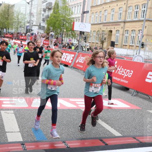 25.04.2026 - Das Zehntel Strokosch-Dieckow http://msf.ph/oto/9632161 25.04.2026 11:01:42 Ziel 3970, 5070, 5170, 5265, 5285, 5474, 5679, 5961, 5994, 6188, 6245, 6371, 6379, 6437, 6446, 6455, 6968, 6969, 6991, 7003, 7220, 7422, 7423, 7478 meine-sportfotos.de