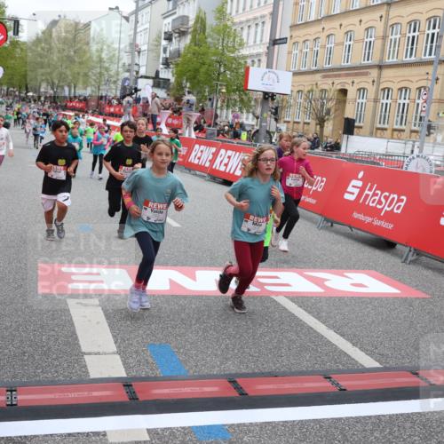 25.04.2026 - Das Zehntel Strokosch-Dieckow http://msf.ph/oto/9632164 25.04.2026 11:01:42 Ziel 3970, 5070, 5170, 5265, 5285, 5474, 5679, 5961, 5994, 6188, 6245, 6371, 6379, 6437, 6446, 6455, 6968, 6969, 6991, 7003, 7220, 7422, 7423, 7478 meine-sportfotos.de