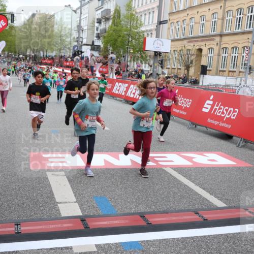 25.04.2026 - Das Zehntel Strokosch-Dieckow http://msf.ph/oto/9632166 25.04.2026 11:01:42 Ziel 3970, 5070, 5170, 5265, 5285, 5474, 5679, 5961, 5994, 6188, 6245, 6371, 6379, 6437, 6446, 6455, 6968, 6969, 6991, 7003, 7220, 7422, 7423, 7478 meine-sportfotos.de