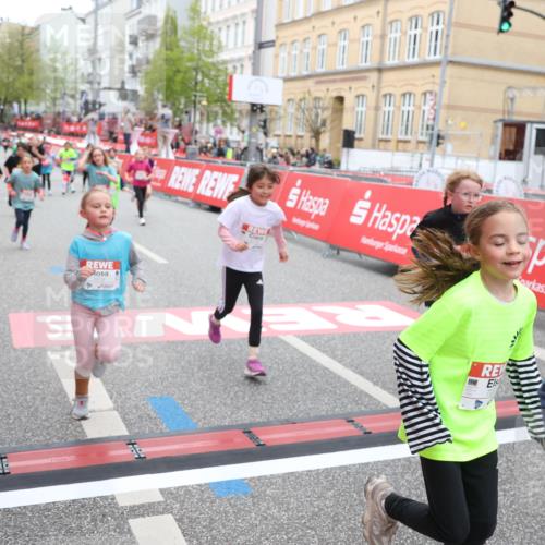 25.04.2026 - Das Zehntel Strokosch-Dieckow http://msf.ph/oto/9632180 25.04.2026 11:01:40 Ziel 3970, 5070, 5170, 5196, 5203, 5265, 5285, 5474, 5679, 5961, 5994, 6188, 6283, 6371, 6379, 6437, 6446, 6455, 6968, 7046, 7056, 7118, 7220, 7422, 7423, 7478 meine-sportfotos.de