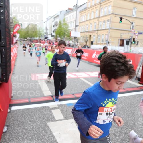 25.04.2026 - Das Zehntel Strokosch-Dieckow http://msf.ph/oto/9632189 25.04.2026 11:01:39 Ziel 3970, 5070, 5170, 5196, 5203, 5265, 5285, 5474, 5679, 5961, 6188, 6283, 6371, 6379, 6437, 6446, 6455, 6456, 7046, 7056, 7118, 7220, 7423, 7439, 8072 meine-sportfotos.de