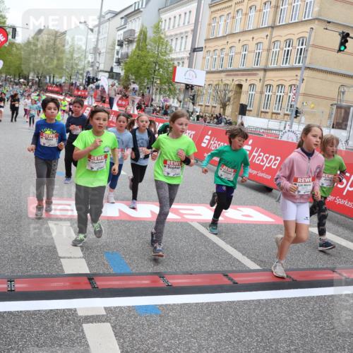 25.04.2026 - Das Zehntel Strokosch-Dieckow http://msf.ph/oto/9632208 25.04.2026 11:01:36 Ziel 3970, 5070, 5196, 5203, 5265, 5285, 5946, 5961, 6283, 6371, 6379, 6446, 6455, 6456, 6470, 6474, 6854, 6855, 7046, 7056, 7082, 7118, 7423, 7439, 8072 meine-sportfotos.de