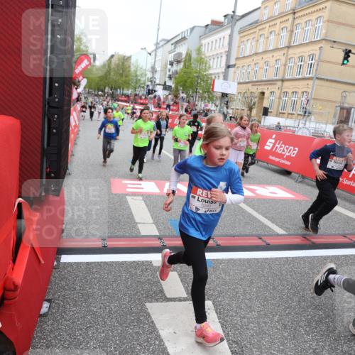 25.04.2026 - Das Zehntel Strokosch-Dieckow http://msf.ph/oto/9632214 25.04.2026 11:01:35 Ziel 3970, 5196, 5203, 5265, 5285, 5946, 5961, 6283, 6371, 6379, 6446, 6455, 6456, 6470, 6474, 6854, 6855, 6931, 7046, 7056, 7082, 7118, 7423, 7439, 8072 meine-sportfotos.de