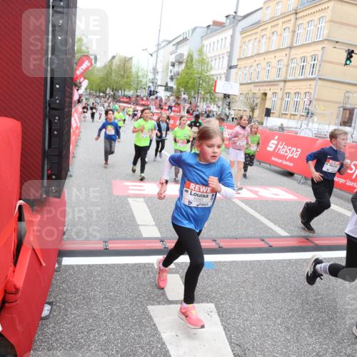 25.04.2026 - Das Zehntel Strokosch-Dieckow http://msf.ph/oto/9632215 25.04.2026 11:01:35 Ziel 3970, 5196, 5203, 5265, 5285, 5946, 5961, 6283, 6371, 6379, 6446, 6455, 6456, 6470, 6474, 6854, 6855, 6931, 7046, 7056, 7082, 7118, 7423, 7439, 8072 meine-sportfotos.de