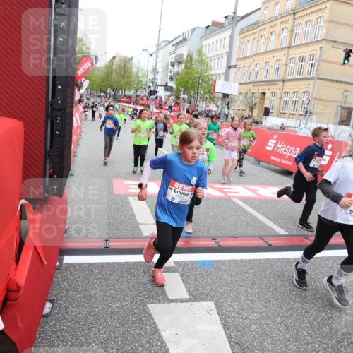 25.04.2026 - Das Zehntel Strokosch-Dieckow http://msf.ph/oto/9632217 25.04.2026 11:01:35 Ziel 3970, 5196, 5203, 5265, 5285, 5946, 5961, 6283, 6371, 6379, 6446, 6455, 6456, 6470, 6474, 6854, 6855, 6931, 7046, 7056, 7082, 7118, 7423, 7439, 8072 meine-sportfotos.de