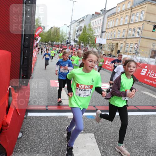 25.04.2026 - Das Zehntel Strokosch-Dieckow http://msf.ph/oto/9632220 25.04.2026 11:01:35 Ziel 3970, 5196, 5203, 5265, 5285, 5946, 5961, 6283, 6371, 6379, 6446, 6455, 6456, 6470, 6474, 6854, 6855, 6931, 7046, 7056, 7082, 7118, 7423, 7439, 8072 meine-sportfotos.de