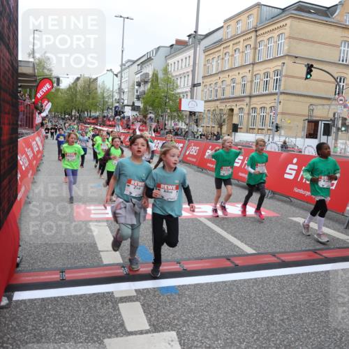 25.04.2026 - Das Zehntel Strokosch-Dieckow http://msf.ph/oto/9632235 25.04.2026 11:01:33 Ziel 5196, 5203, 5748, 5946, 6283, 6456, 6470, 6474, 6854, 6855, 6931, 7046, 7056, 7082, 7118, 7327, 7439, 7494, 8072 meine-sportfotos.de