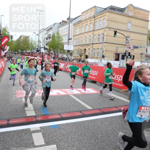 25.04.2026 - Das Zehntel Strokosch-Dieckow http://msf.ph/oto/9632236 25.04.2026 11:01:33 Ziel 5196, 5203, 5748, 5946, 6283, 6456, 6470, 6474, 6854, 6855, 6931, 7046, 7056, 7082, 7118, 7327, 7439, 7494, 8072 meine-sportfotos.de