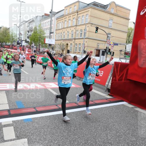 25.04.2026 - Das Zehntel Strokosch-Dieckow http://msf.ph/oto/9632242 25.04.2026 11:01:32 Ziel 5203, 5748, 5946, 6456, 6470, 6474, 6854, 6855, 6931, 7046, 7056, 7082, 7327, 7439, 7494, 7586, 7627, 8072 meine-sportfotos.de