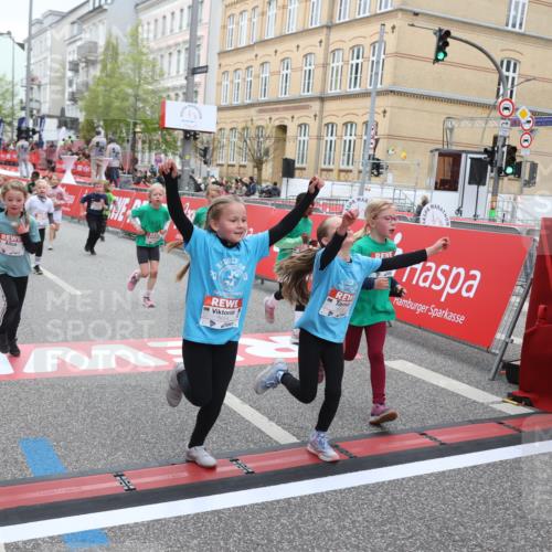 25.04.2026 - Das Zehntel Strokosch-Dieckow http://msf.ph/oto/9632244 25.04.2026 11:01:32 Ziel 5203, 5748, 5946, 6456, 6470, 6474, 6854, 6855, 6931, 7046, 7056, 7082, 7327, 7439, 7494, 7586, 7627, 8072 meine-sportfotos.de