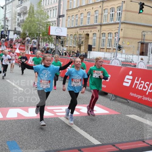 25.04.2026 - Das Zehntel Strokosch-Dieckow http://msf.ph/oto/9632248 25.04.2026 11:01:32 Ziel 5203, 5748, 5946, 6456, 6470, 6474, 6854, 6855, 6931, 7046, 7056, 7082, 7327, 7439, 7494, 7586, 7627, 8072 meine-sportfotos.de