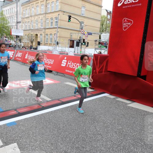 25.04.2026 - Das Zehntel Strokosch-Dieckow http://msf.ph/oto/9632265 25.04.2026 11:01:29 Ziel 5516, 5720, 5748, 5946, 5984, 6474, 6660, 6700, 6814, 6838, 6931, 7082, 7195, 7327, 7494, 7586, 7627 meine-sportfotos.de