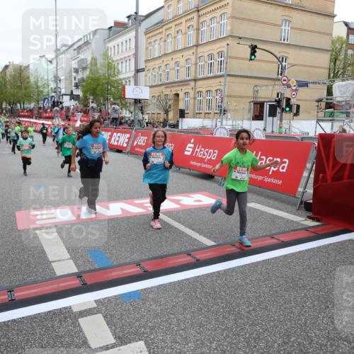 25.04.2026 - Das Zehntel Strokosch-Dieckow http://msf.ph/oto/9632267 25.04.2026 11:01:28 Ziel 5516, 5720, 5748, 5889, 5946, 5984, 6474, 6660, 6700, 6814, 6815, 6838, 6931, 7082, 7195, 7327, 7494, 7586, 7627 meine-sportfotos.de