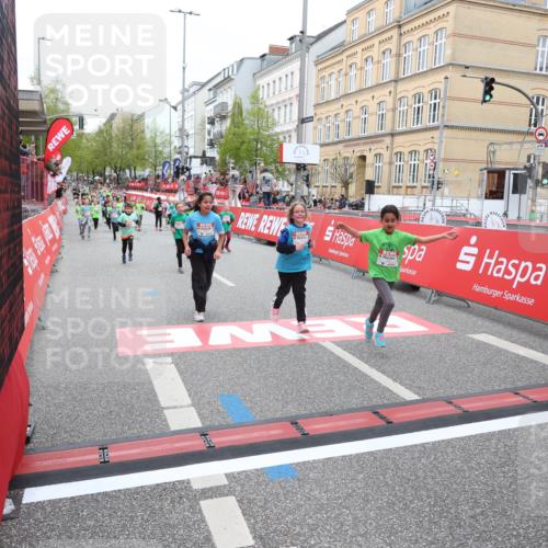 25.04.2026 - Das Zehntel Strokosch-Dieckow http://msf.ph/oto/9632268 25.04.2026 11:01:28 Ziel 5516, 5720, 5748, 5889, 5946, 5984, 6474, 6660, 6700, 6814, 6815, 6838, 6931, 7082, 7195, 7327, 7494, 7586, 7627 meine-sportfotos.de