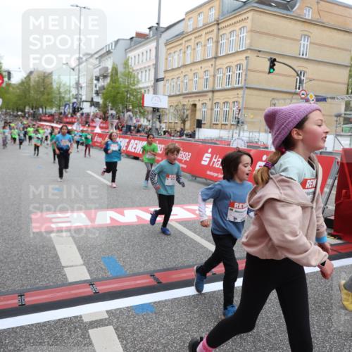 25.04.2026 - Das Zehntel Strokosch-Dieckow http://msf.ph/oto/9632272 25.04.2026 11:01:27 Ziel 5247, 5256, 5516, 5720, 5748, 5889, 5984, 6660, 6695, 6700, 6814, 6815, 6838, 6931, 7195, 7327, 7494, 7586, 7627, 7797 meine-sportfotos.de