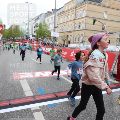 25.04.2026 - Das Zehntel Strokosch-Dieckow http://msf.ph/oto/9632273 25.04.2026 11:01:27 Ziel 5247, 5256, 5516, 5720, 5748, 5889, 5984, 6660, 6695, 6700, 6814, 6815, 6838, 6931, 7195, 7327, 7494, 7586, 7627, 7797 meine-sportfotos.de