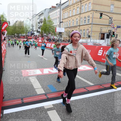 25.04.2026 - Das Zehntel Strokosch-Dieckow http://msf.ph/oto/9632277 25.04.2026 11:01:26 Ziel 5247, 5256, 5516, 5720, 5748, 5889, 5984, 6375, 6376, 6660, 6695, 6700, 6814, 6815, 6838, 7195, 7327, 7494, 7586, 7627, 7797, 8031 meine-sportfotos.de