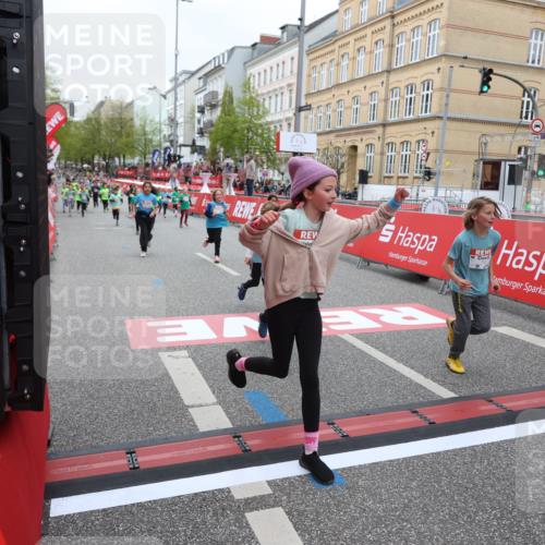 25.04.2026 - Das Zehntel Strokosch-Dieckow http://msf.ph/oto/9632278 25.04.2026 11:01:26 Ziel 5247, 5256, 5516, 5720, 5748, 5889, 5984, 6375, 6376, 6660, 6695, 6700, 6814, 6815, 6838, 7195, 7327, 7494, 7586, 7627, 7797, 8031 meine-sportfotos.de