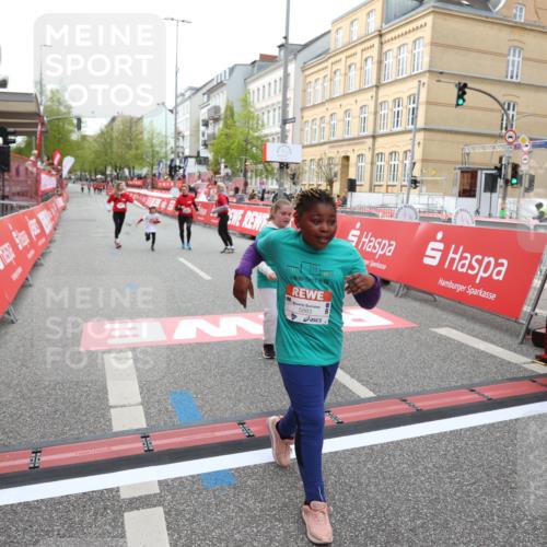 25.04.2026 - Das Zehntel Strokosch-Dieckow http://msf.ph/oto/9632309 25.04.2026 11:13:17 Ziel 5876, 5883 meine-sportfotos.de