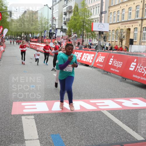 25.04.2026 - Das Zehntel Strokosch-Dieckow http://msf.ph/oto/9632321 25.04.2026 11:13:15 Ziel 5876, 5883 meine-sportfotos.de