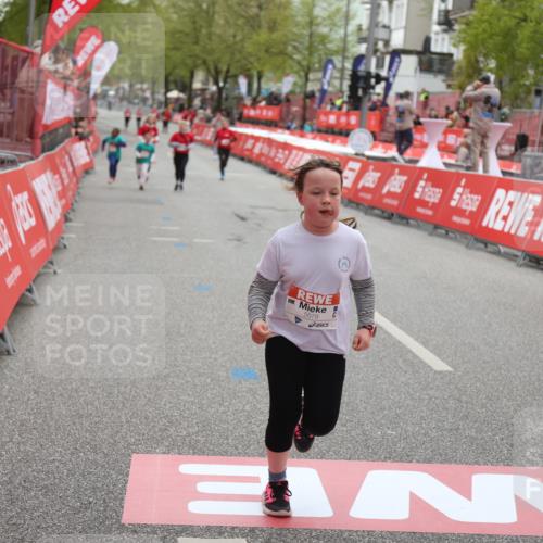 25.04.2026 - Das Zehntel Strokosch-Dieckow http://msf.ph/oto/9632373 25.04.2026 11:13:08 Ziel 5079, 7350 meine-sportfotos.de