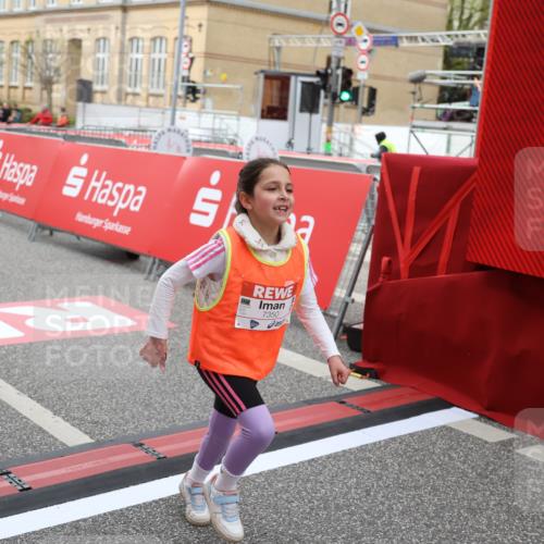 25.04.2026 - Das Zehntel Strokosch-Dieckow http://msf.ph/oto/9632377 25.04.2026 11:13:07 Ziel 5079, 7350 meine-sportfotos.de