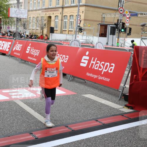 25.04.2026 - Das Zehntel Strokosch-Dieckow http://msf.ph/oto/9632384 25.04.2026 11:13:06 Ziel 5079, 5122, 7350 meine-sportfotos.de