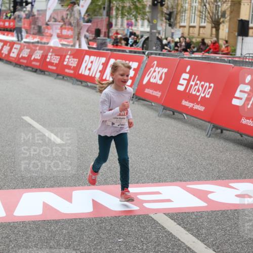 25.04.2026 - Das Zehntel Strokosch-Dieckow http://msf.ph/oto/9632423 25.04.2026 11:13:00 Ziel 5122, 7036 meine-sportfotos.de