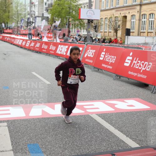 25.04.2026 - Das Zehntel Strokosch-Dieckow http://msf.ph/oto/9632451 25.04.2026 11:12:56 Ziel 7036 meine-sportfotos.de