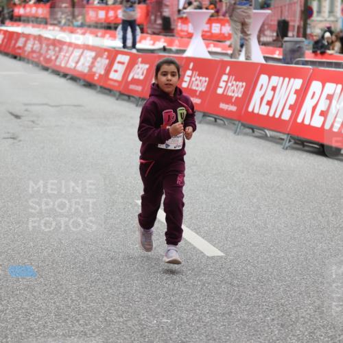 25.04.2026 - Das Zehntel Strokosch-Dieckow http://msf.ph/oto/9632464 25.04.2026 11:12:54 Ziel 7036 meine-sportfotos.de