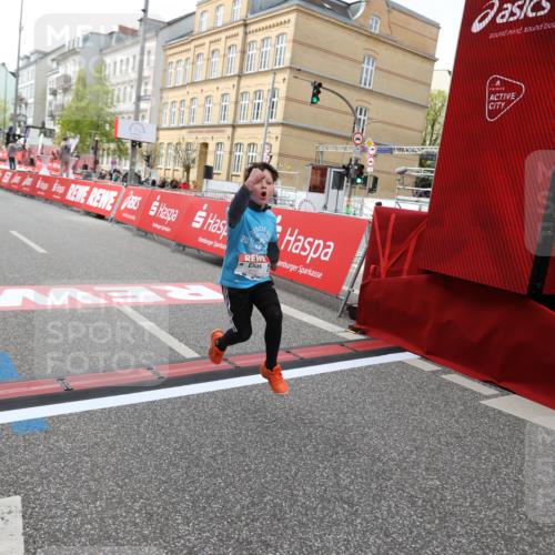 25.04.2026 - Das Zehntel Strokosch-Dieckow http://msf.ph/oto/9632466 25.04.2026 11:12:45 Ziel 6785 meine-sportfotos.de