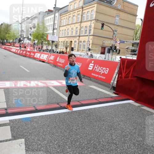 25.04.2026 - Das Zehntel Strokosch-Dieckow http://msf.ph/oto/9632470 25.04.2026 11:12:45 Ziel 6785 meine-sportfotos.de