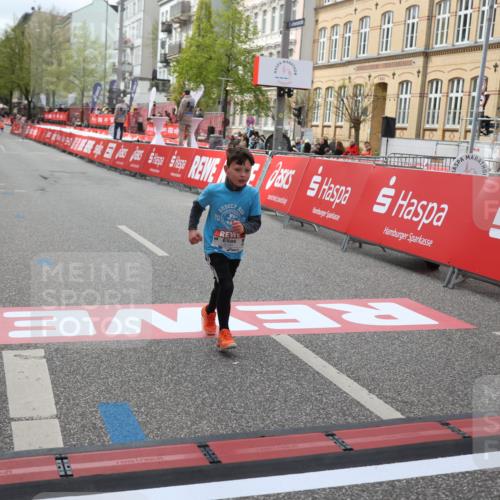 25.04.2026 - Das Zehntel Strokosch-Dieckow http://msf.ph/oto/9632476 25.04.2026 11:12:45 Ziel 6785 meine-sportfotos.de