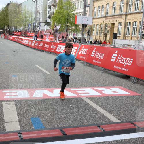 25.04.2026 - Das Zehntel Strokosch-Dieckow http://msf.ph/oto/9632479 25.04.2026 11:12:45 Ziel 6785 meine-sportfotos.de