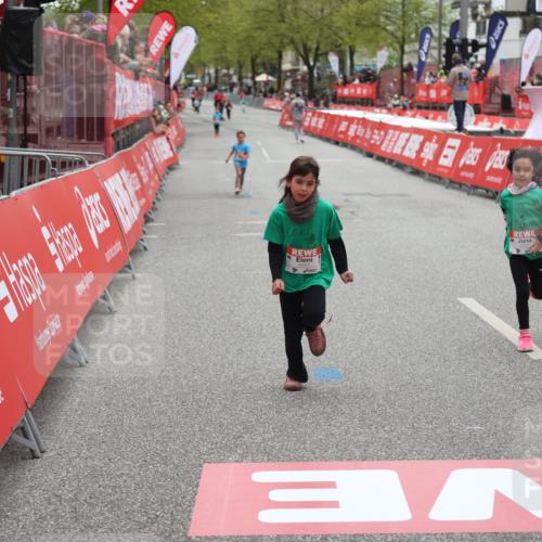 25.04.2026 - Das Zehntel Strokosch-Dieckow http://msf.ph/oto/9632553 25.04.2026 11:12:25 Ziel 6447, 6451 meine-sportfotos.de