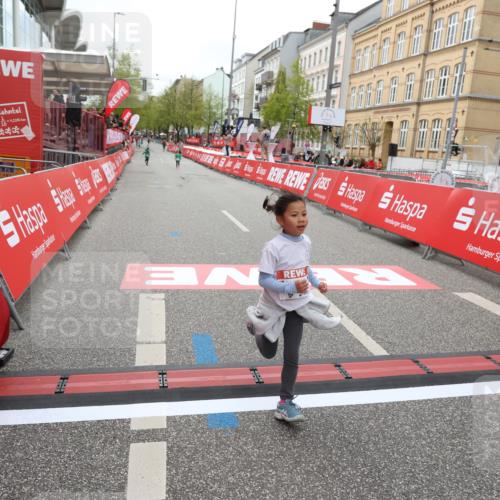 25.04.2026 - Das Zehntel Strokosch-Dieckow http://msf.ph/oto/9632557 25.04.2026 11:12:17 Ziel 5085, 6596 meine-sportfotos.de