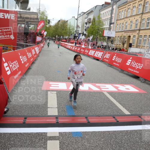 25.04.2026 - Das Zehntel Strokosch-Dieckow http://msf.ph/oto/9632570 25.04.2026 11:12:16 Ziel 5085, 6579, 6596 meine-sportfotos.de