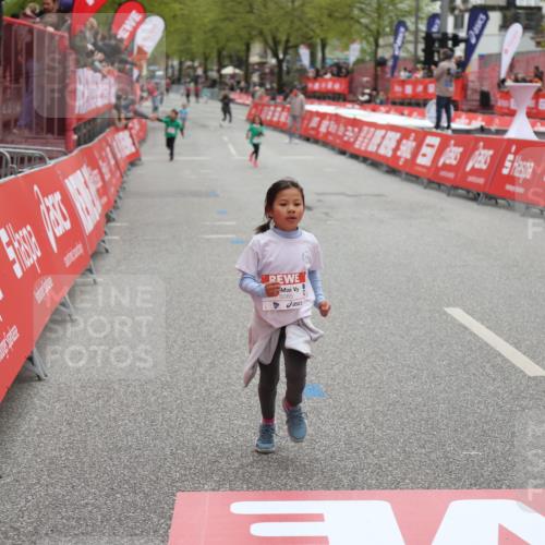 25.04.2026 - Das Zehntel Strokosch-Dieckow http://msf.ph/oto/9632584 25.04.2026 11:12:15 Ziel 5085, 6579, 6596 meine-sportfotos.de