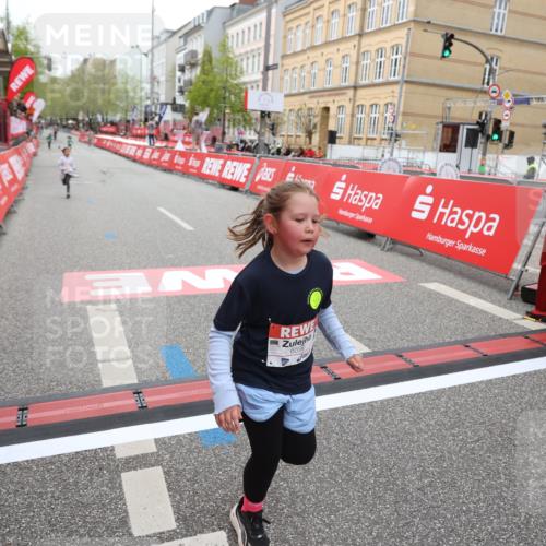 25.04.2026 - Das Zehntel Strokosch-Dieckow http://msf.ph/oto/9632593 25.04.2026 11:12:13 Ziel 6579, 6596 meine-sportfotos.de