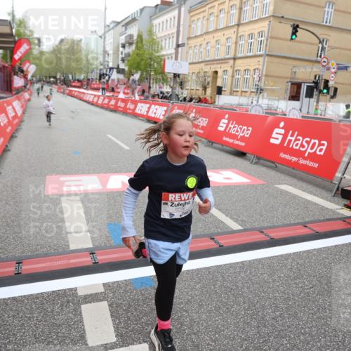 25.04.2026 - Das Zehntel Strokosch-Dieckow http://msf.ph/oto/9632595 25.04.2026 11:12:13 Ziel 6579, 6596 meine-sportfotos.de