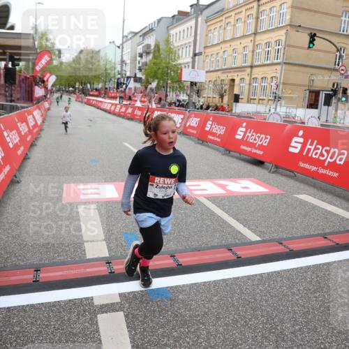 25.04.2026 - Das Zehntel Strokosch-Dieckow http://msf.ph/oto/9632601 25.04.2026 11:12:13 Ziel 6579, 6596 meine-sportfotos.de