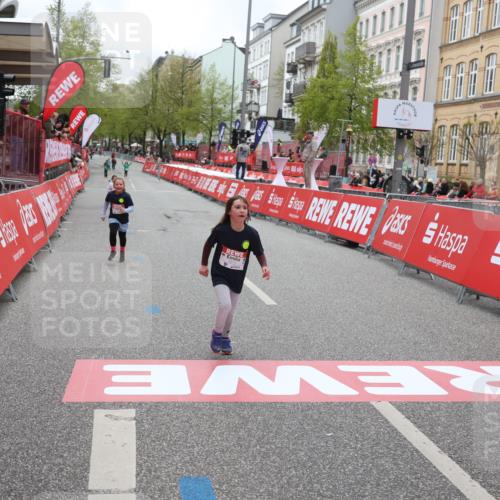 25.04.2026 - Das Zehntel Strokosch-Dieckow http://msf.ph/oto/9632649 25.04.2026 11:12:10 Ziel 5128, 6579, 6596 meine-sportfotos.de