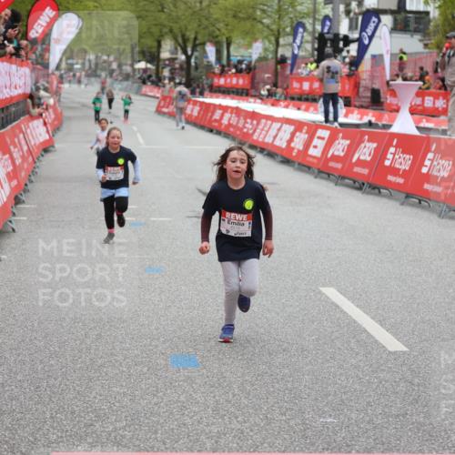 25.04.2026 - Das Zehntel Strokosch-Dieckow http://msf.ph/oto/9632663 25.04.2026 11:12:09 Ziel 5128, 6579 meine-sportfotos.de