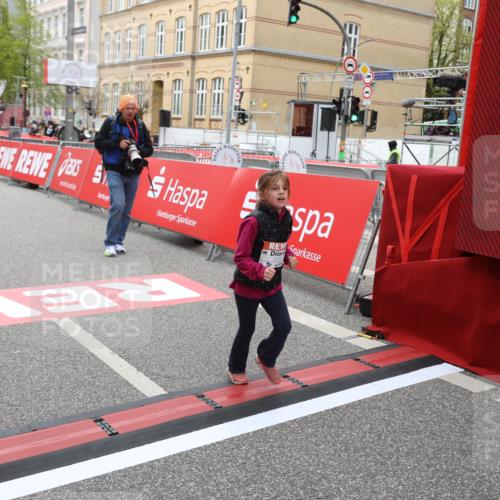 25.04.2026 - Das Zehntel Strokosch-Dieckow http://msf.ph/oto/9632678 25.04.2026 11:12:06 Ziel 5128, 5986 meine-sportfotos.de